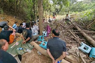 足球报：中国足协注册的可执教职业队教练仅200人，远低于日韩